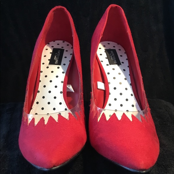 ❤️SOLD❤️ Vintage Inspired Starburst Heels - Picture 2 of 3